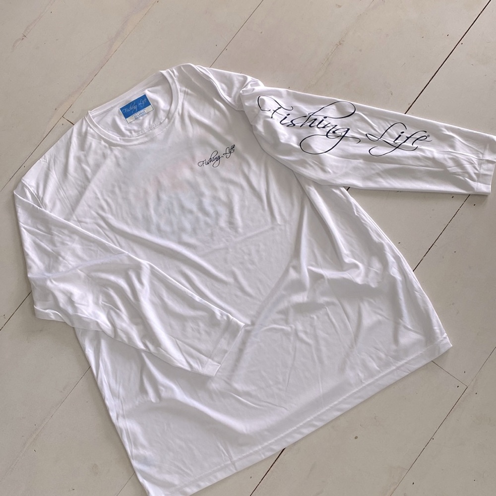 Sun blocking fishing shirt